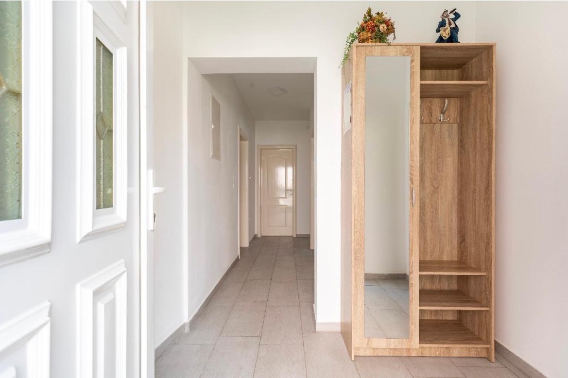 Apartman Mak Kaštela Exterior foto